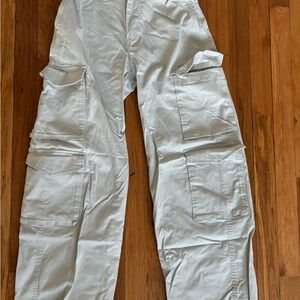 Abercrombie & Fitch White Cargo Pants Utility Design